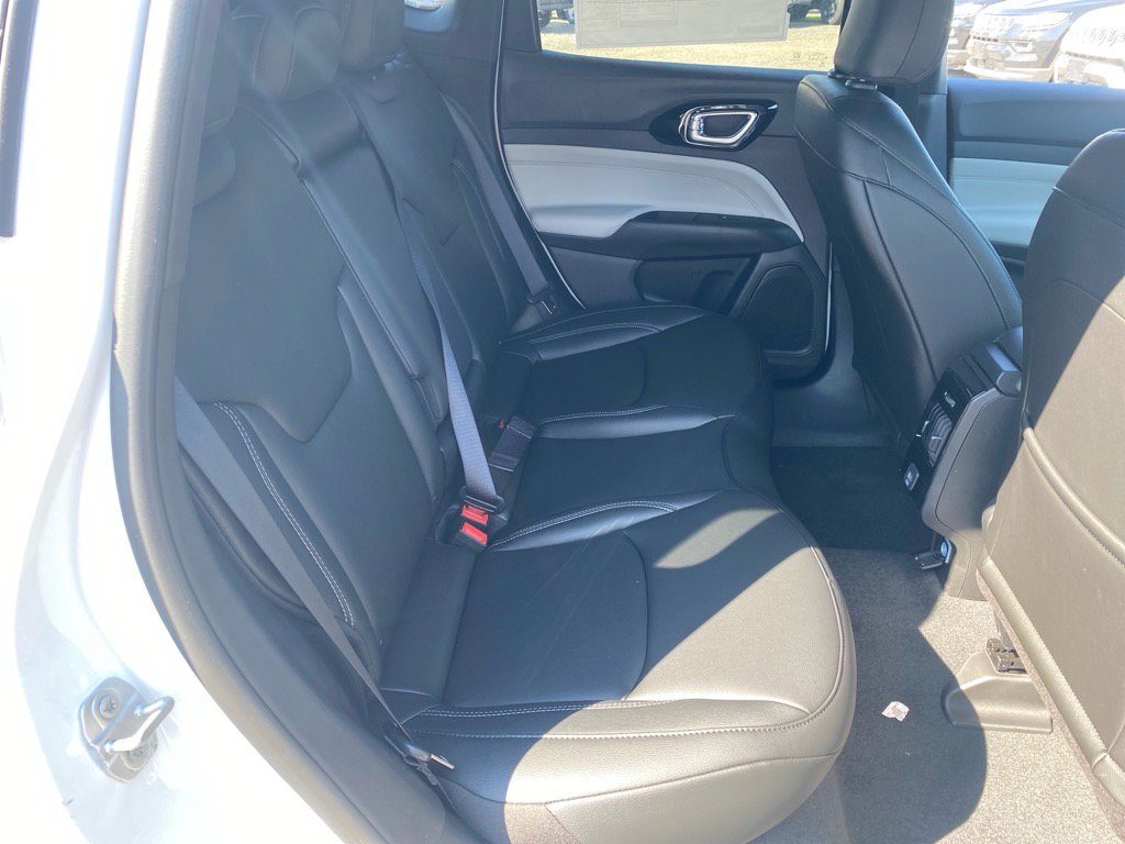2025 Jeep Compass Limited photo 15