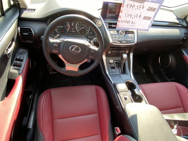 2021 Lexus NX 300 photo 14