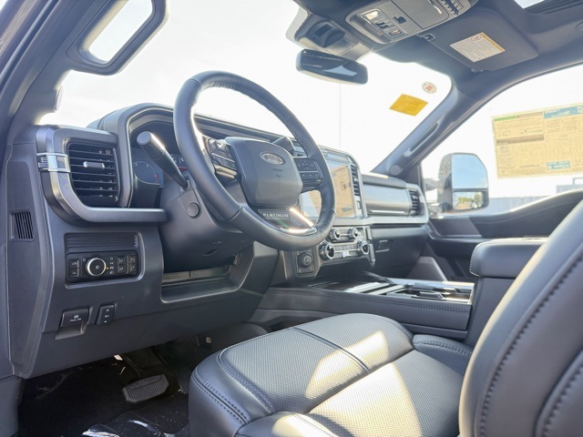 2026 Ford F-350 photo 14