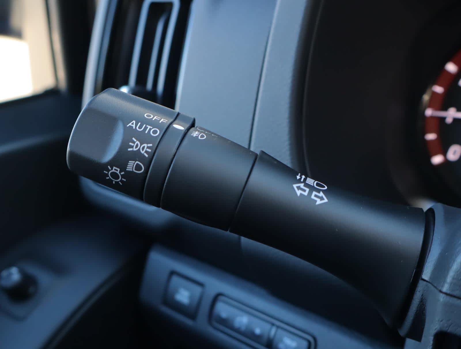 2025 Nissan Frontier PRO-4X photo 30