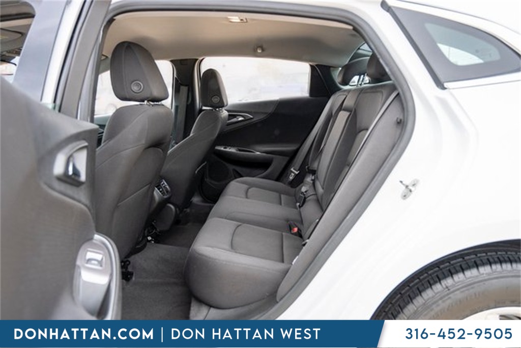 2023 Chevrolet Malibu 1LT photo 21
