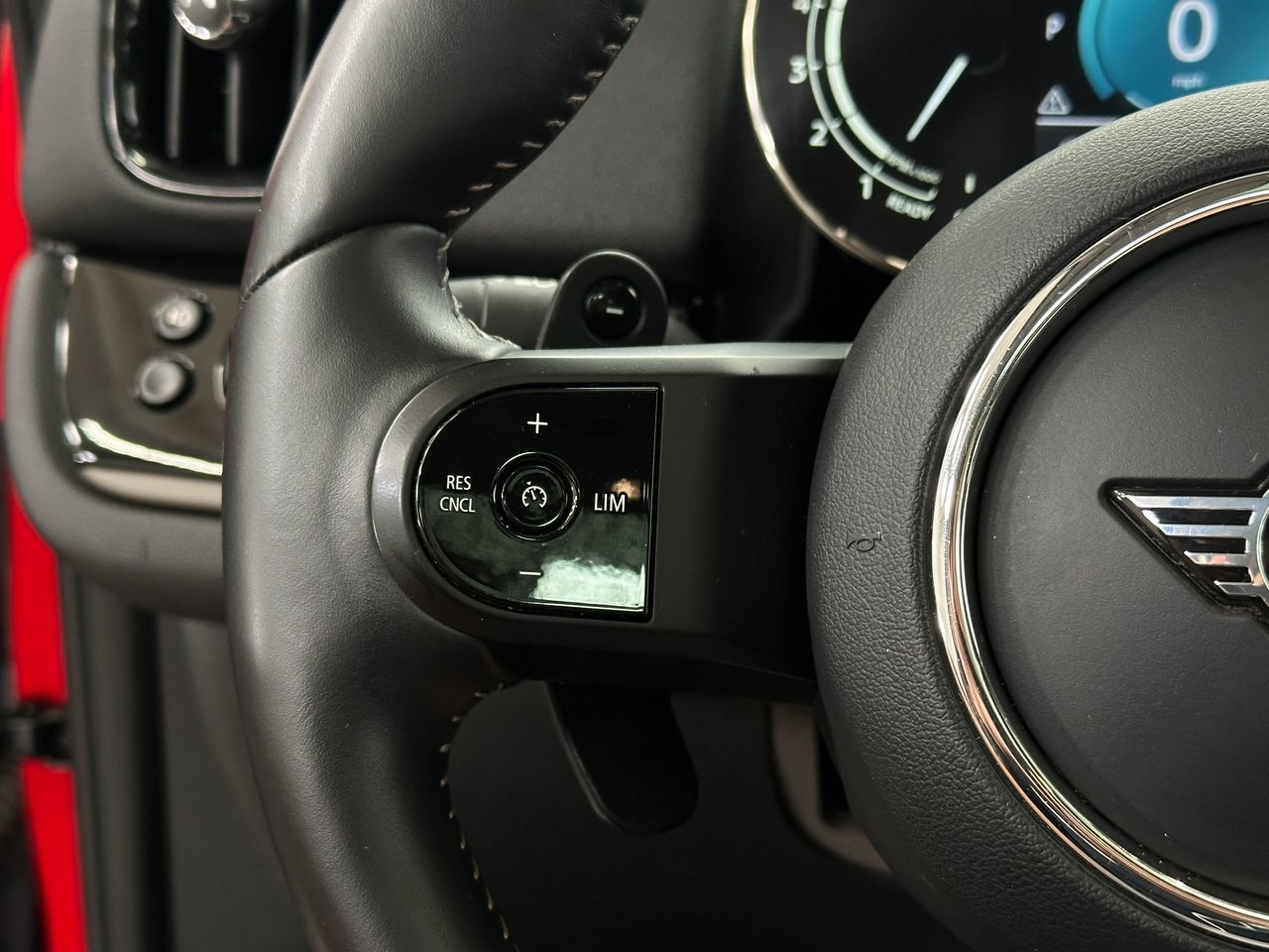 2022 Mini Cooper Signature photo 26
