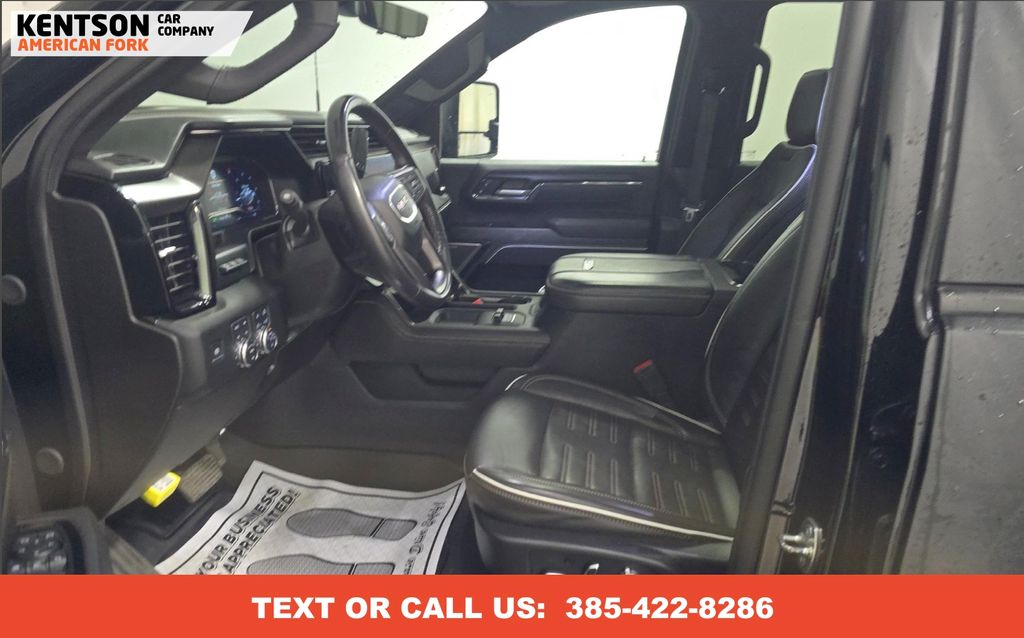 2024 Gmc Sierra HD AT4X photo 4