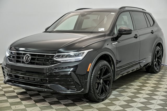 2024 Volkswagen Tiguan SE R-Line Black photo 2