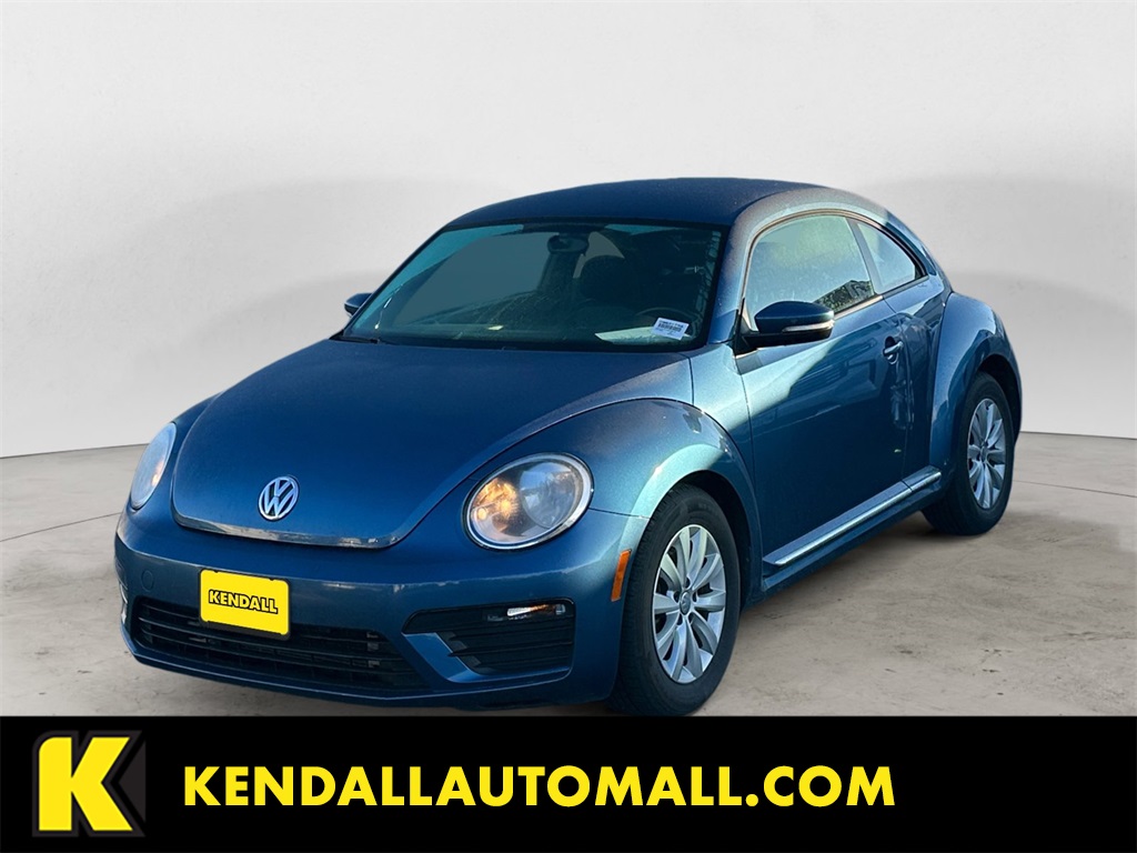 2019 Volkswagen Beetle S's photo