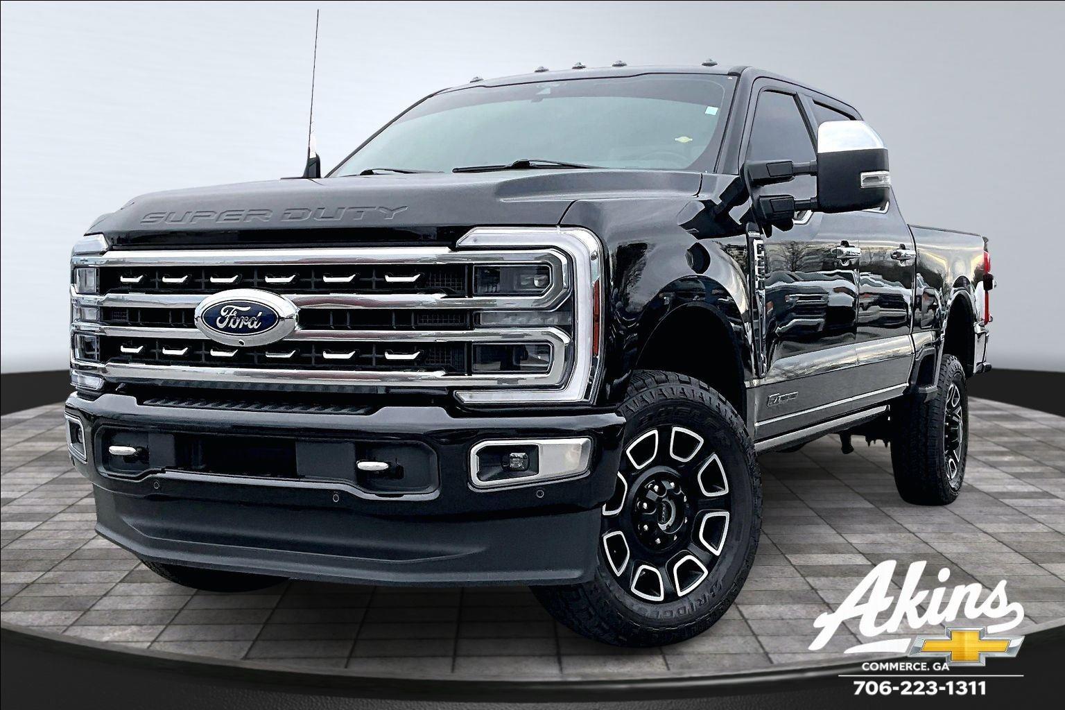 2024 Ford F-250 Super Duty Platinum's photo