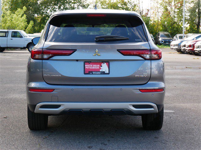 2023 Mitsubishi Outlander PHEV SE photo 4