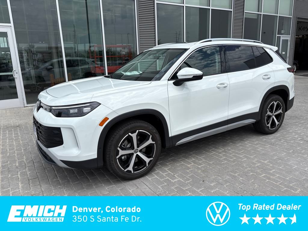 2025 Volkswagen Tiguan SE's photo