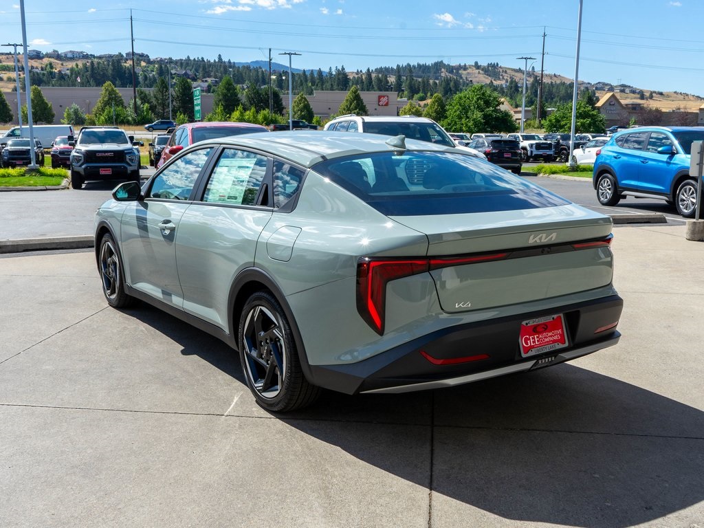2025 Kia K4 EX photo 5