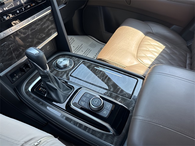 2021 Nissan Armada Platinum photo 42