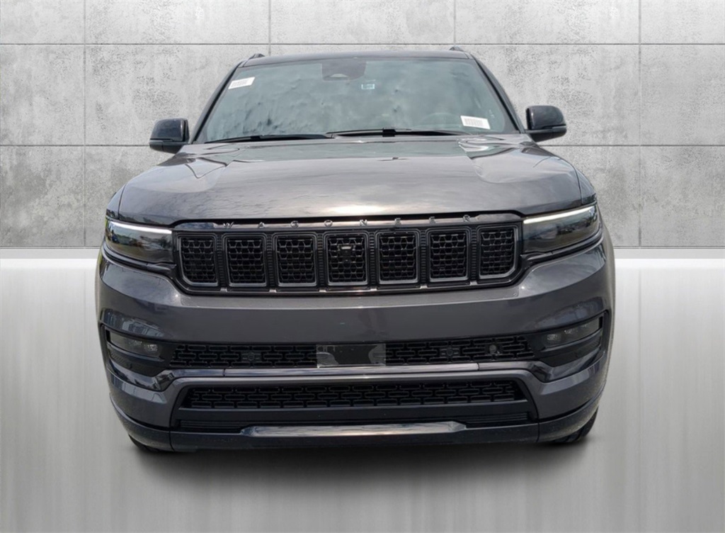 2024 Jeep Grand Wagoneer II photo 2