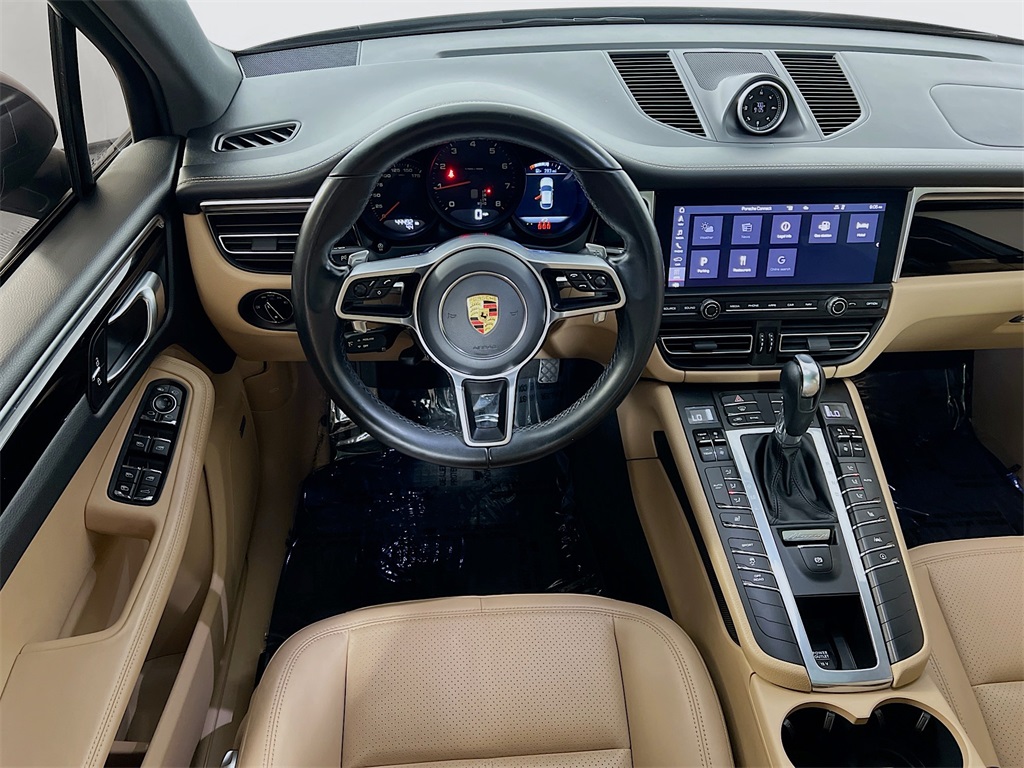 2021 Porsche Macan Base photo 23