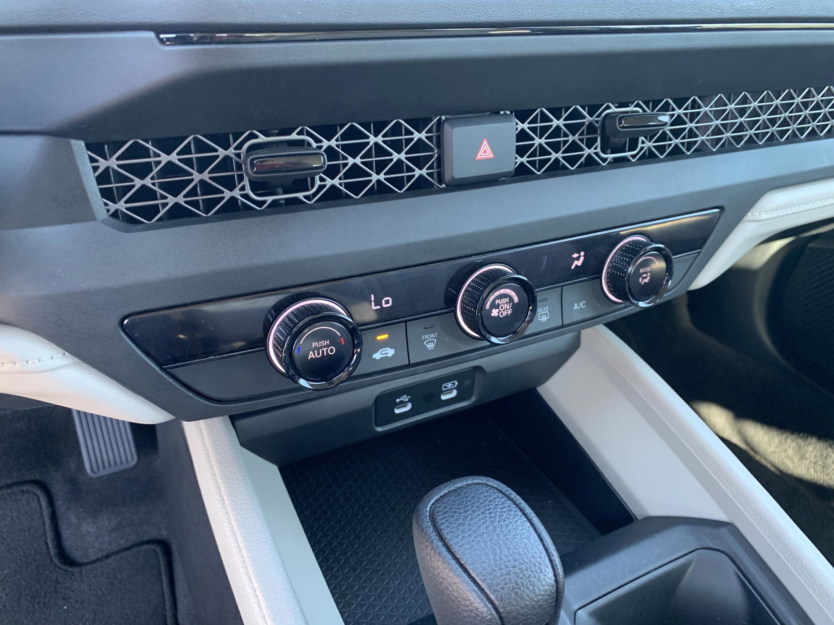 2023 Honda Accord LX photo 24
