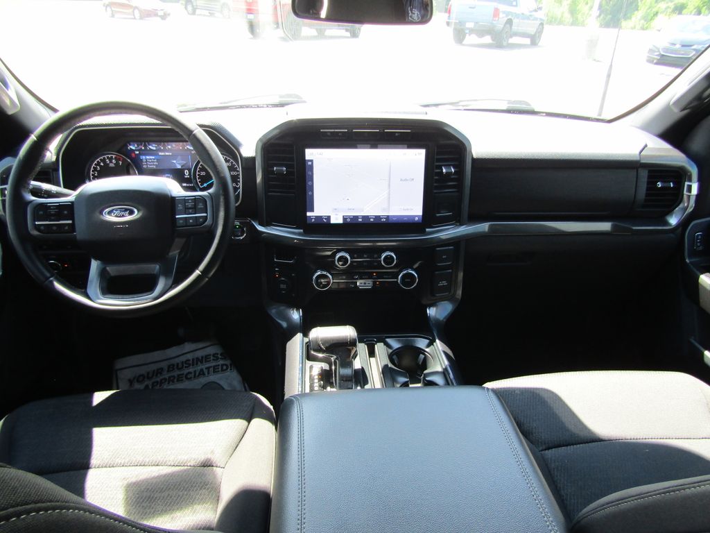 2023 Ford F-150 XLT photo 15