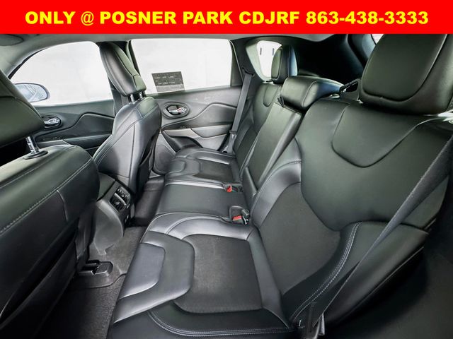 2021 Jeep Cherokee Latitude photo 19