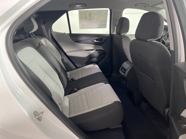 2023 Chevrolet Equinox LS photo 24