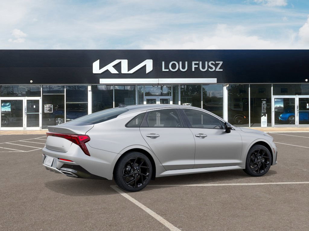 2026 Kia K5 GT-Line photo 5