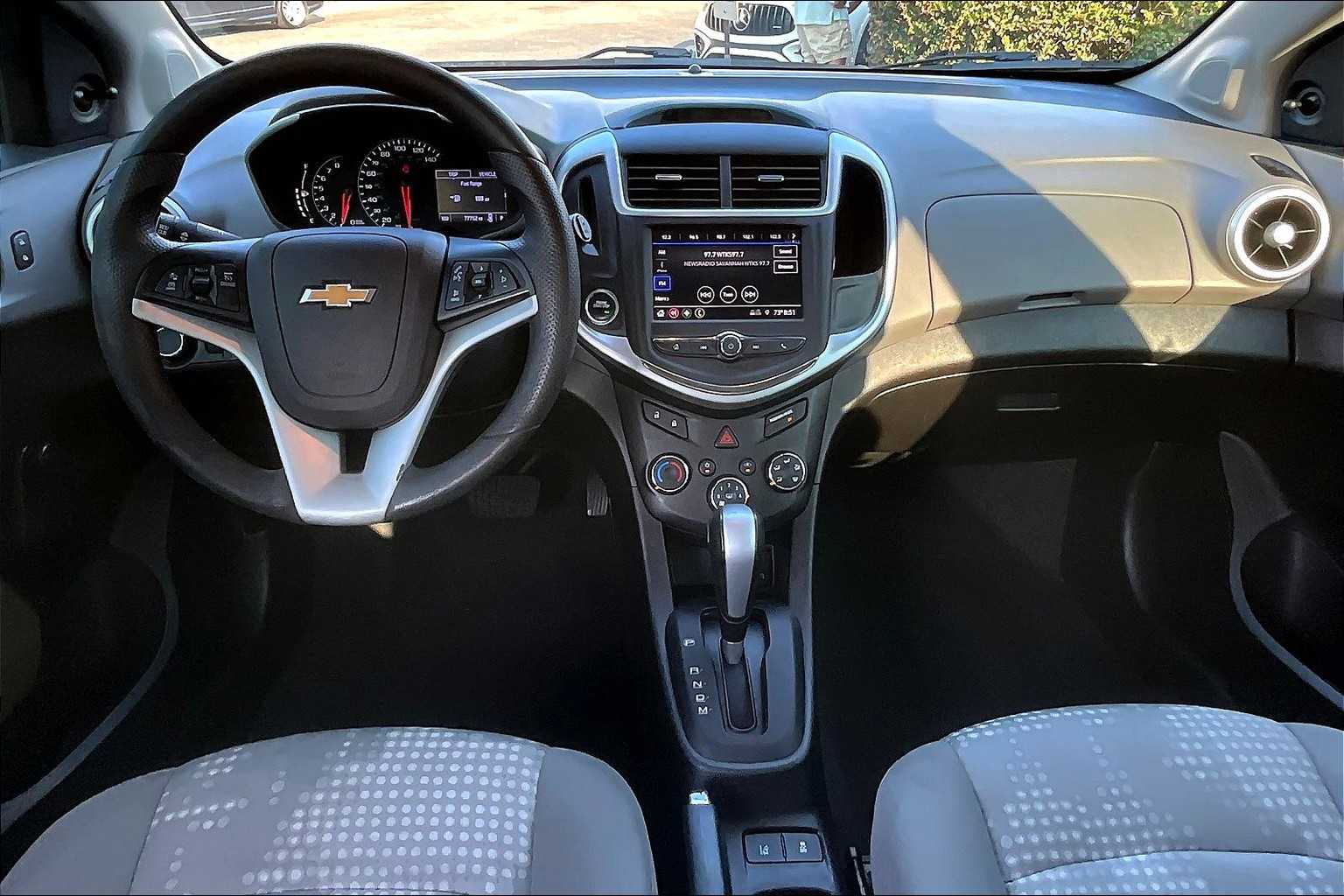 2020 Chevrolet Sonic LT photo 13