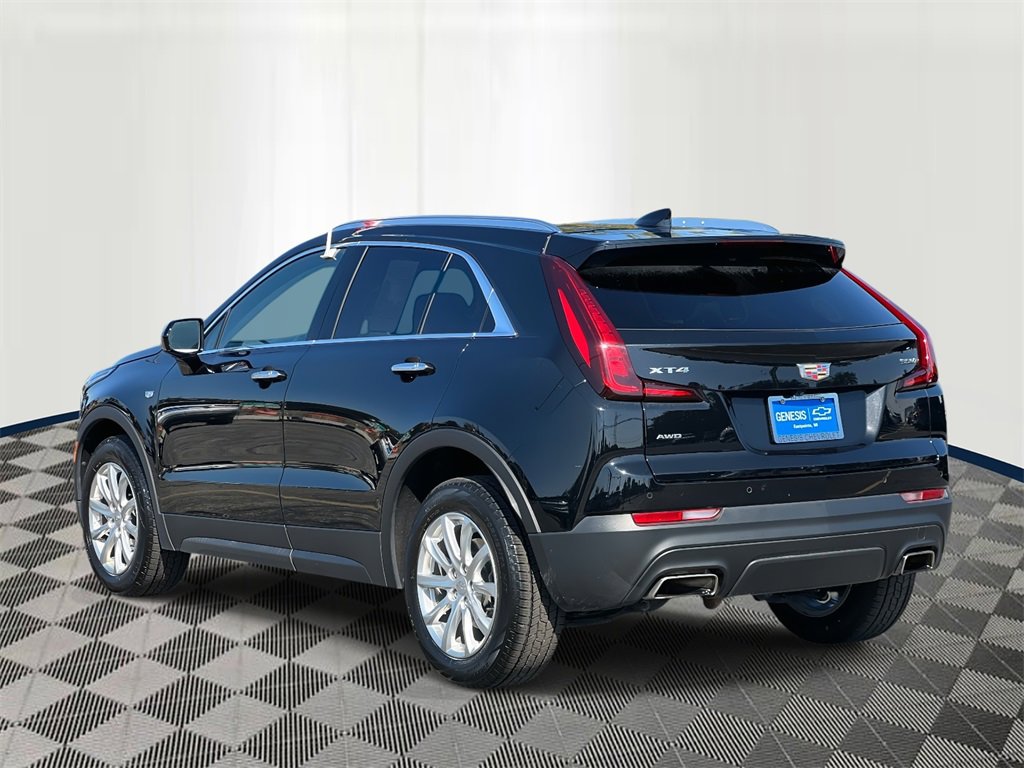 2023 Cadillac XT4 Luxury photo 4
