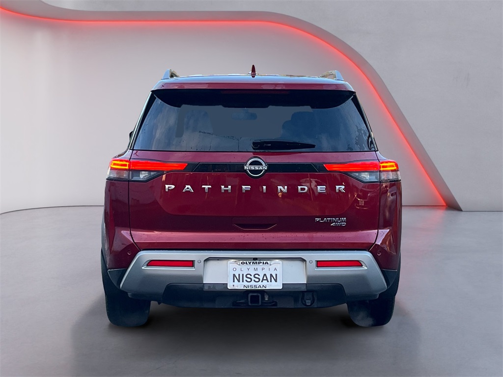 2022 Nissan Pathfinder Platinum photo 3