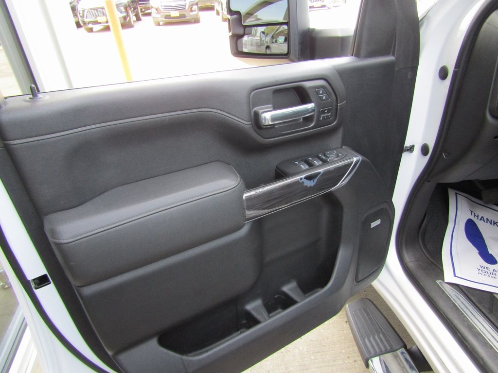 2021 Chevrolet Silverado 3500HD LTZ photo 9