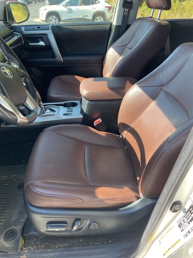2023 Toyota 4Runner Limited photo 8