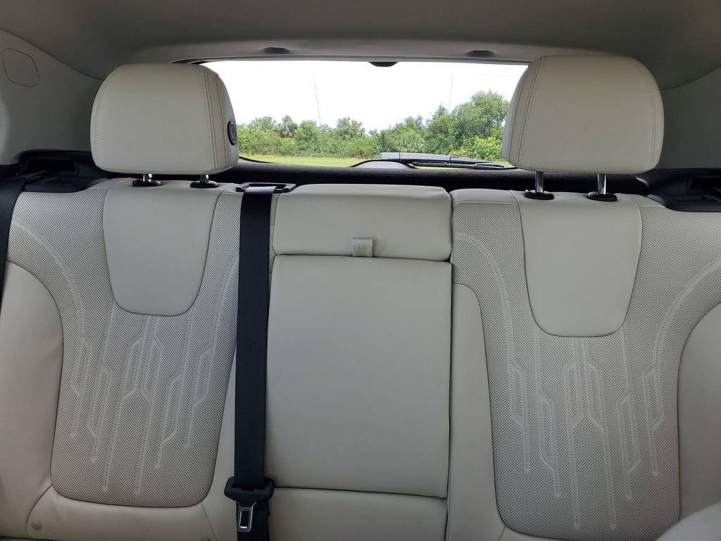 2026 Buick Encore GX Avenir photo 13