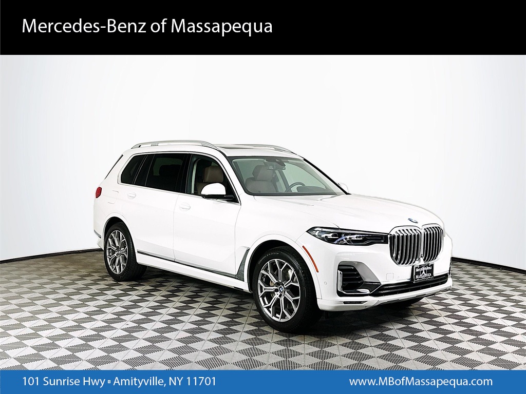2019 BMW X7 40i's photo