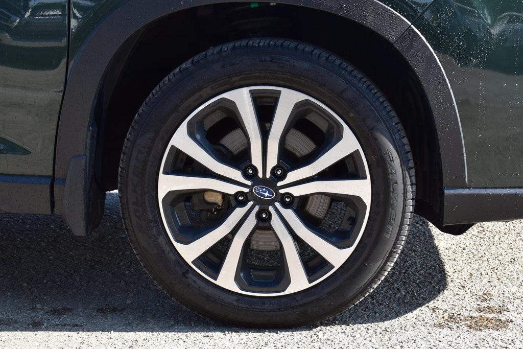 2022 Subaru Forester Limited photo 4