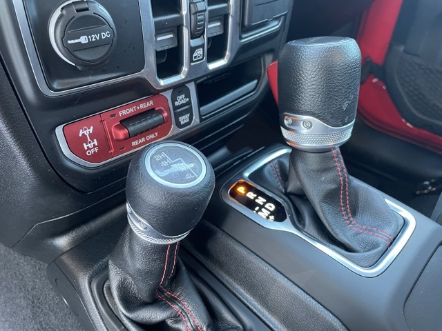 2023 Jeep Gladiator Rubicon photo 15