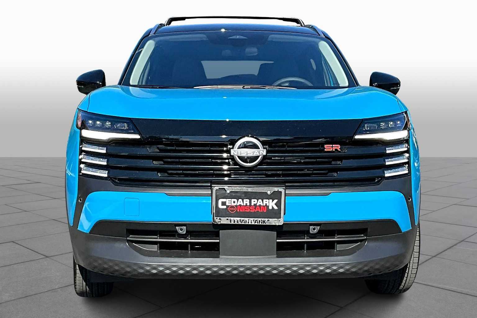 2026 Nissan Kicks SR photo 3