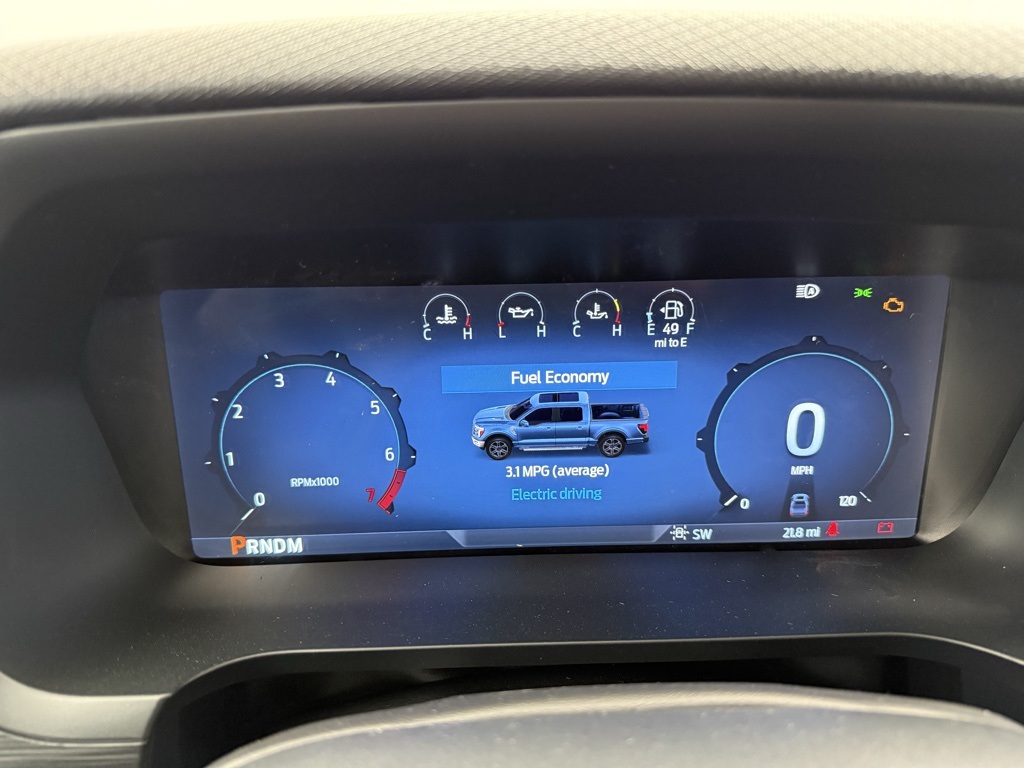 2025 Ford F-150 XLT photo 3