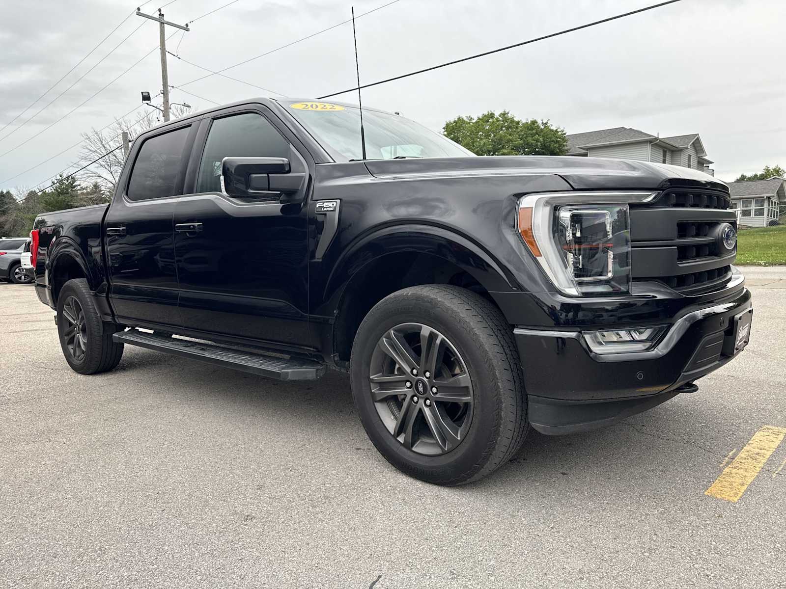 2022 Ford F-150 Lariat photo 3