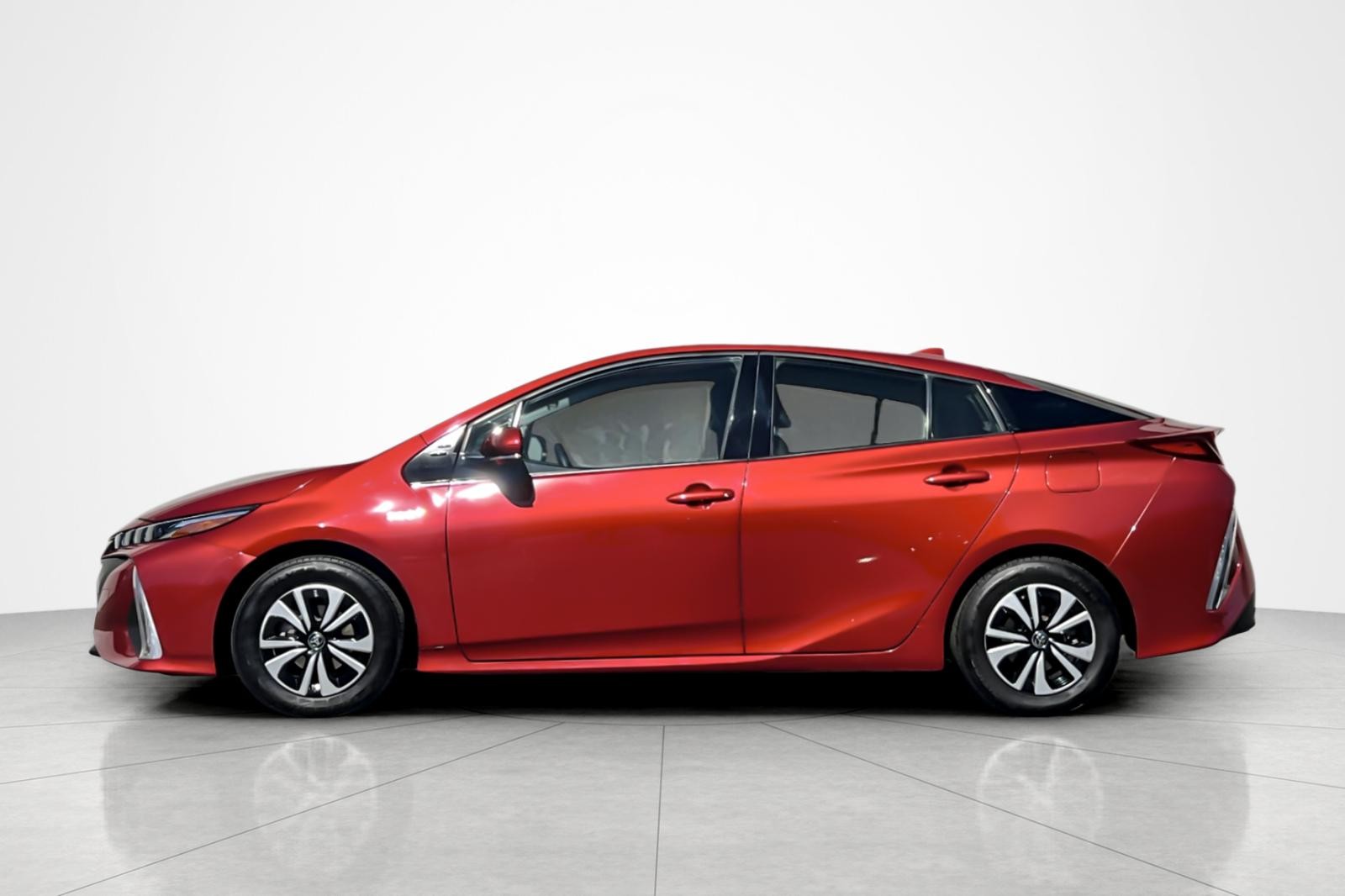 Used 2019 Toyota Prius Prime Plus with VIN JTDKARFP1K3109180 for sale in Carson, CA