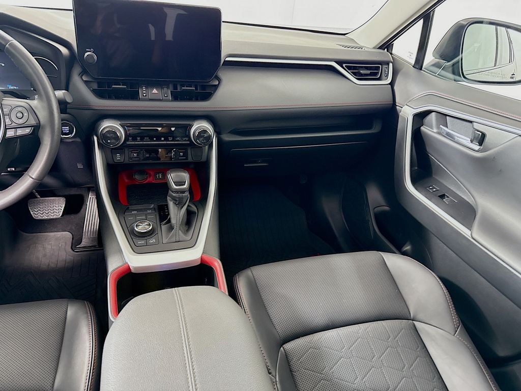 2024 Toyota RAV4 TRD Off-Road photo 23