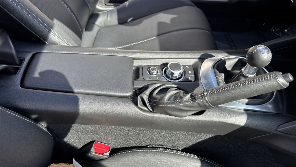 2023 Mazda MX-5 Miata RF Miata Grand Touring photo 33