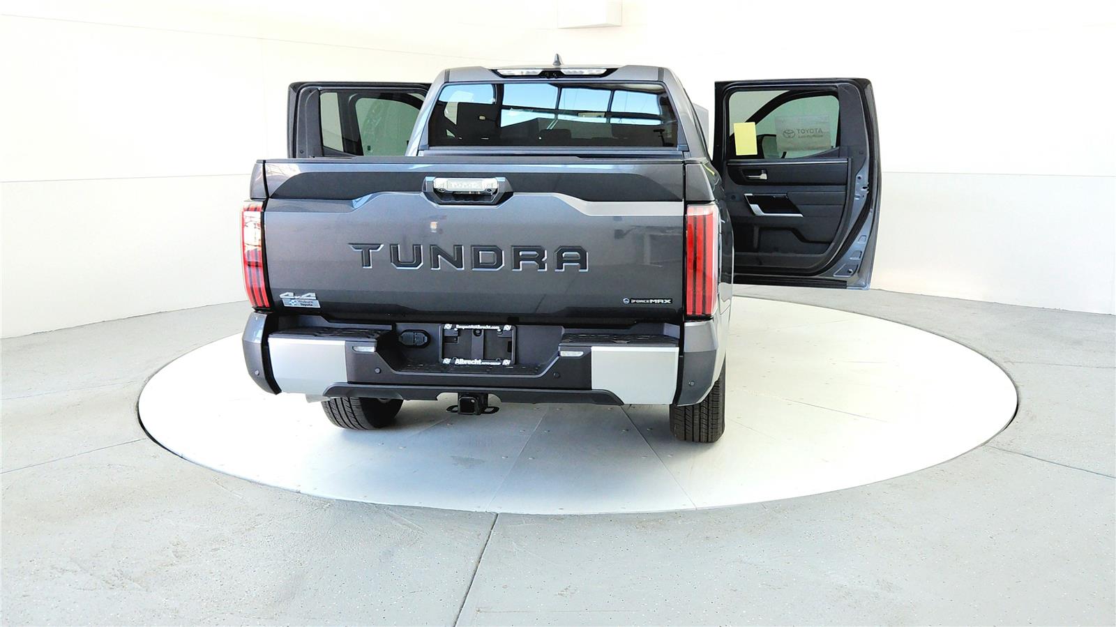 2025 Toyota Tundra Limited CrewMax photo 11