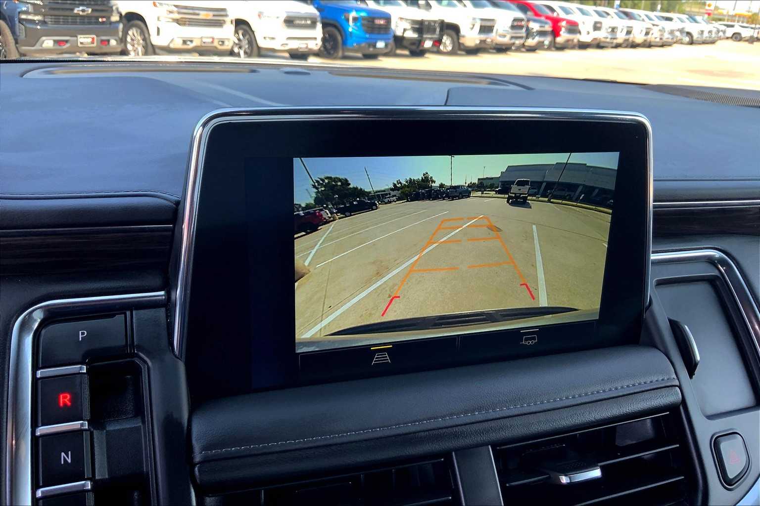 2024 Chevrolet Suburban LT photo 25