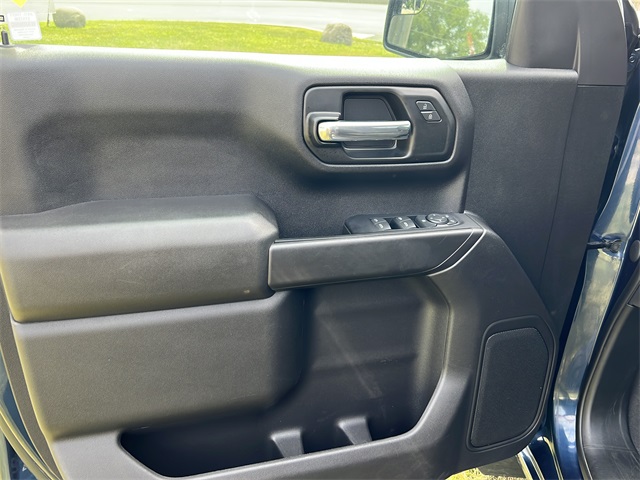2022 Chevrolet Silverado 1500 Custom photo 30