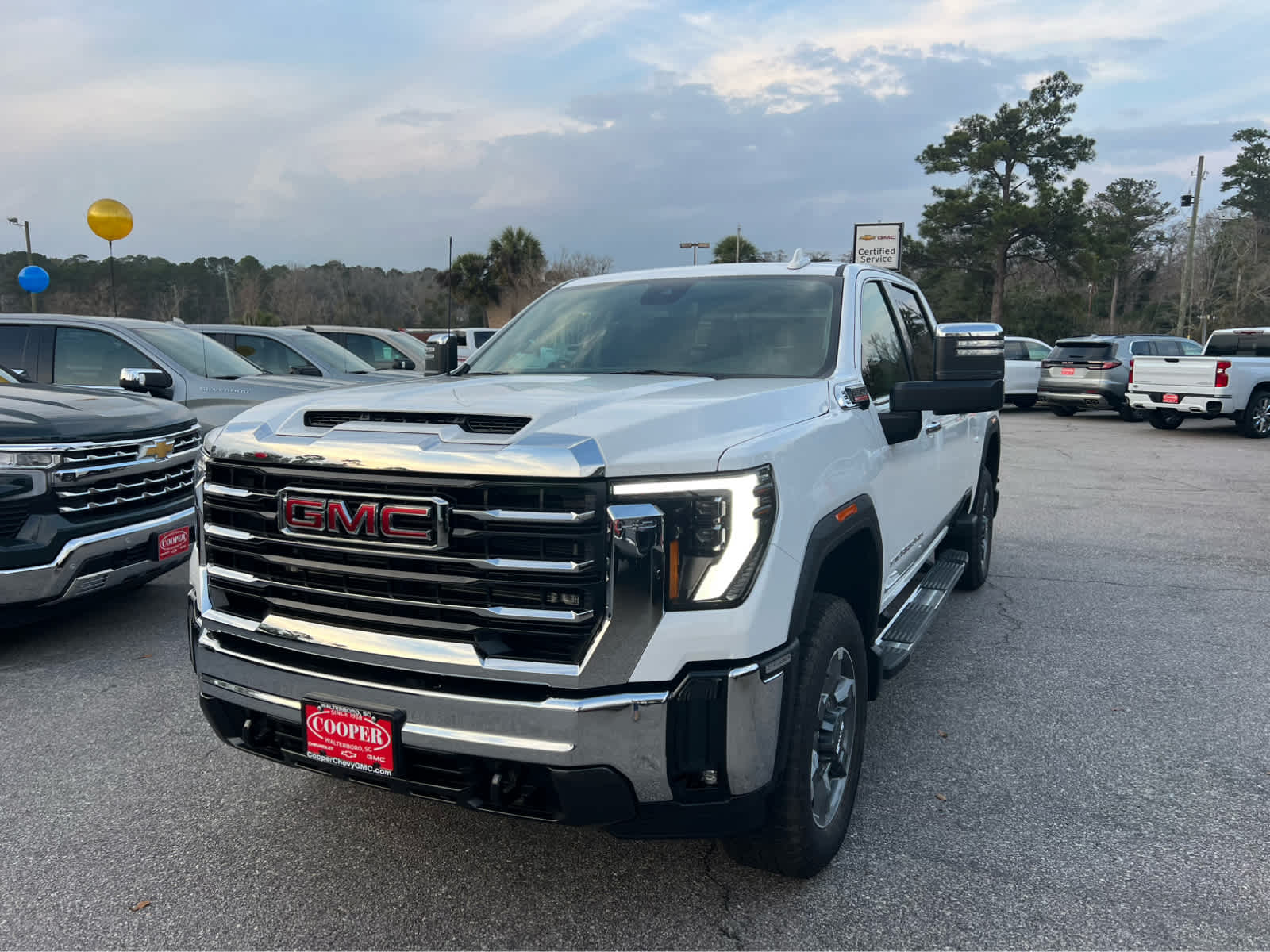 2026 GMC Sierra 2500HD SLT's photo
