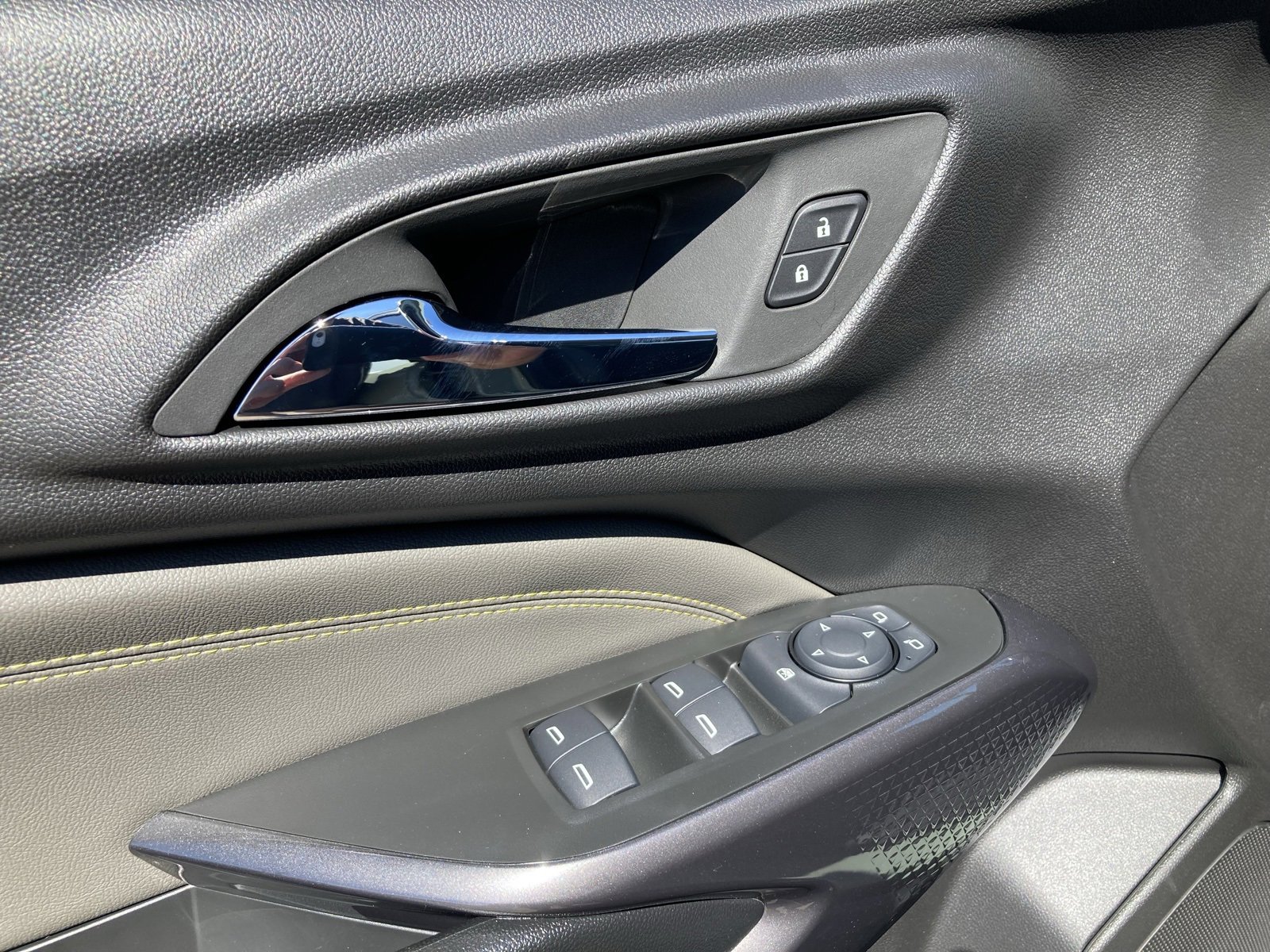 2026 Chevrolet Trax ACTIV photo 12