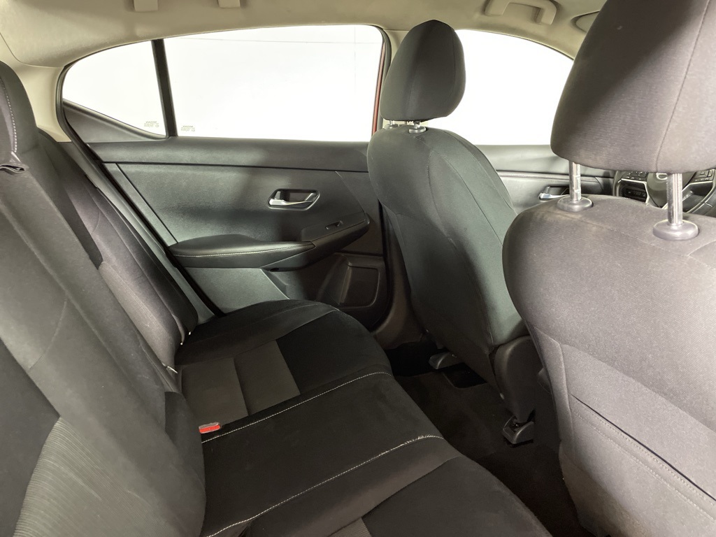 2020 Nissan Sentra SV photo 16