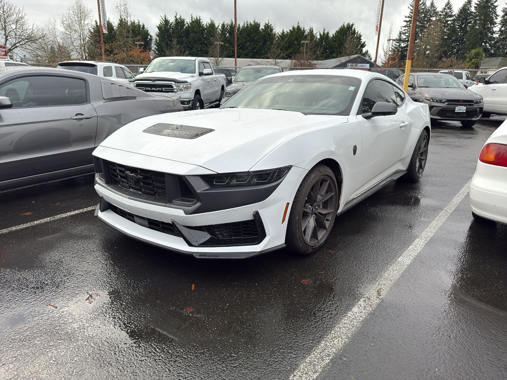 2025 Ford Mustang Dark Horse's photo