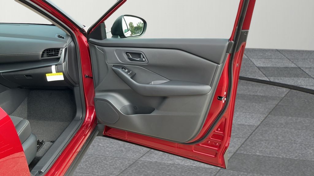 2026 Nissan Rogue S photo 19