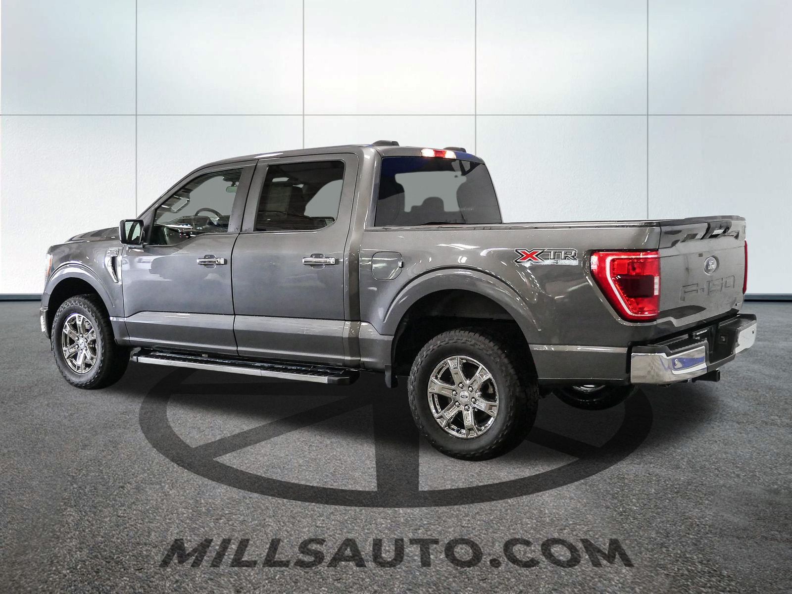 2022 Ford F-150 XLT photo 4