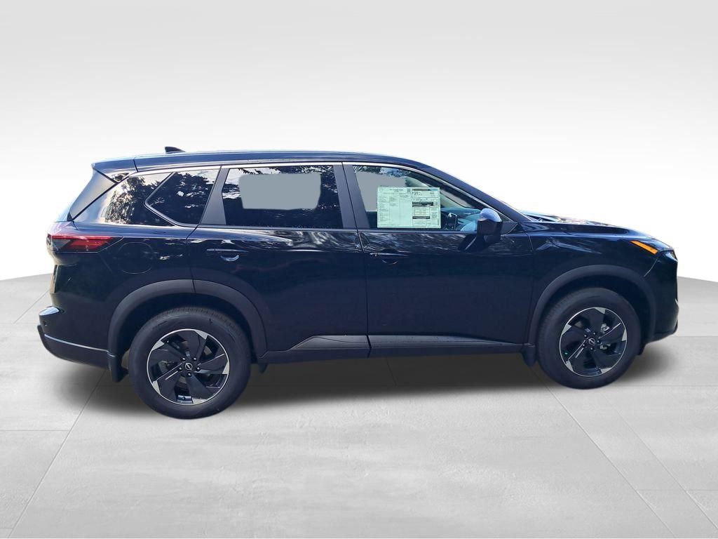 2026 Nissan Rogue SV photo 5