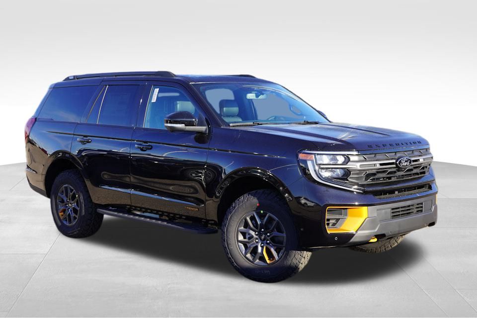 2025 Ford Expedition Tremor's photo