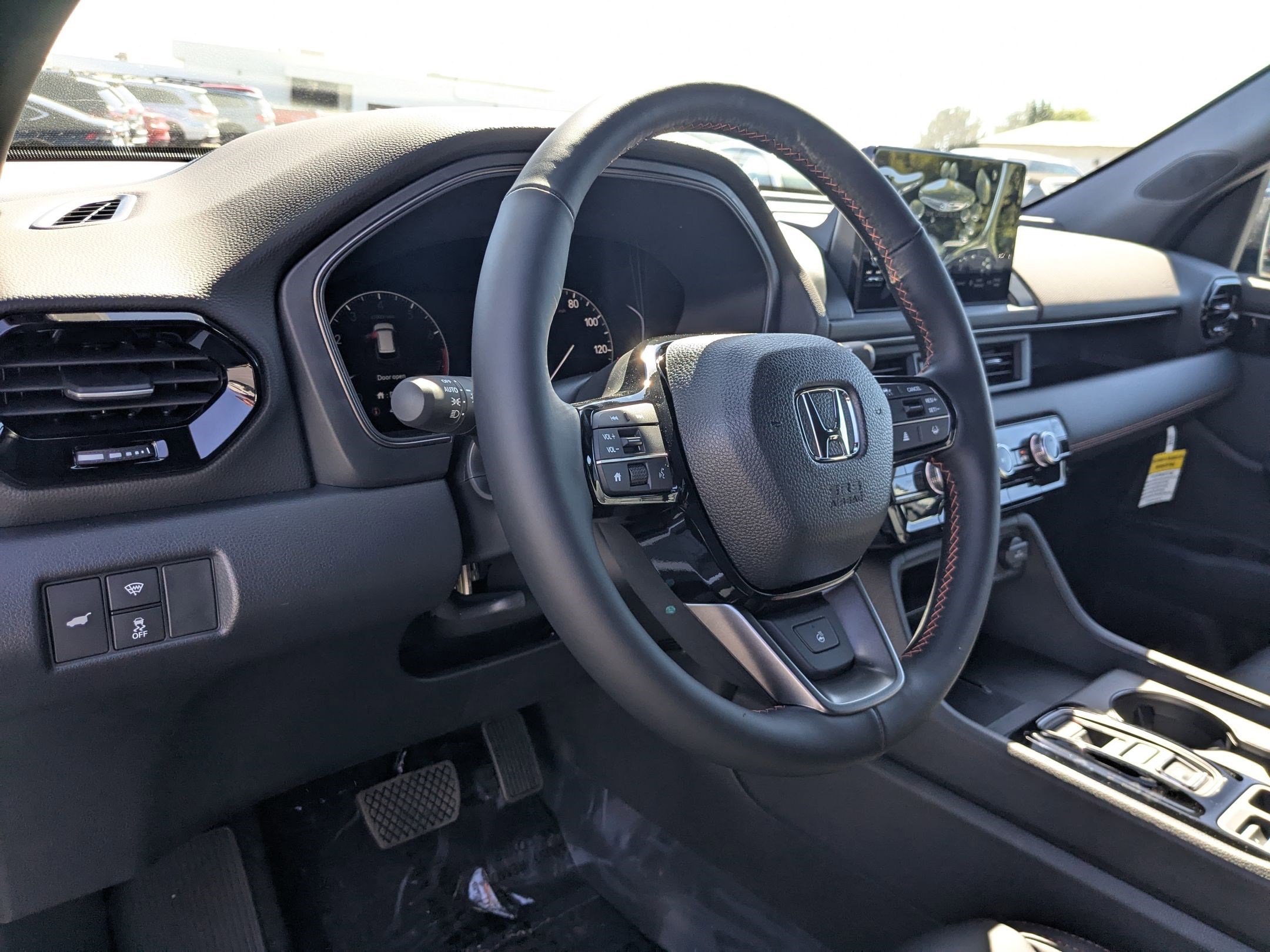 2025 Honda Pilot TrailSport photo 7