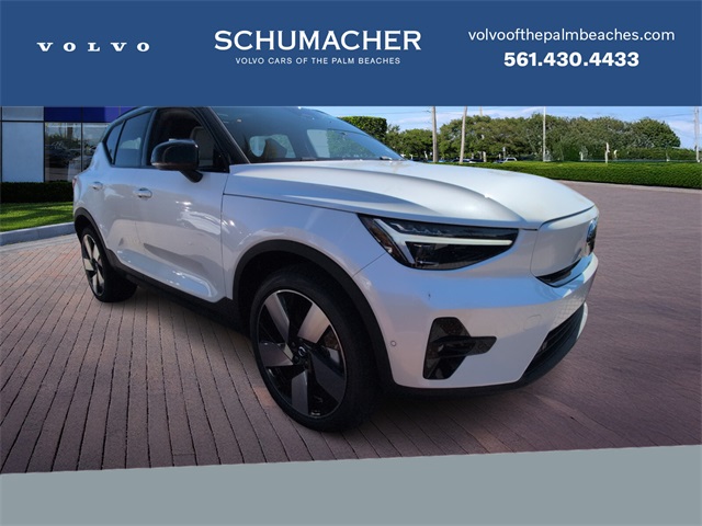 2026 Volvo EX40 Plus's photo