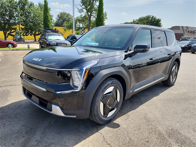 2026 Kia EV9 Light Long Range photo 5